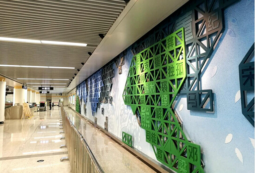 中星烤漆垃圾桶入住郑州地铁站